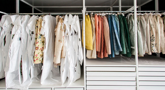 Saisonwechsel: Wie du deinen Kleiderschrank neu organisierst